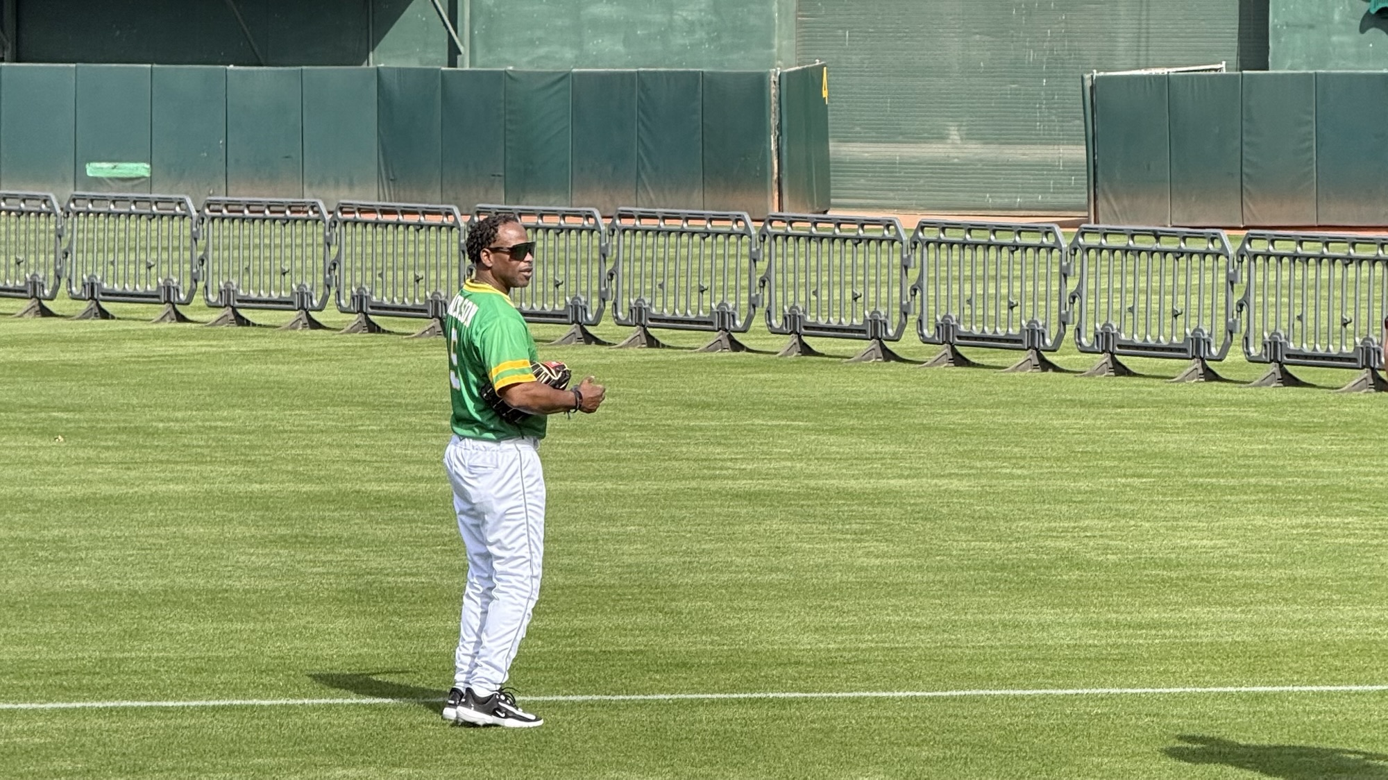 Reggie Jackson Gives Oakland the Farewell it Deserves